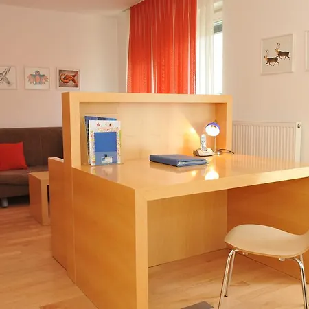 Studio Apartment Bor Tour As Ljubljana Buitenkant foto