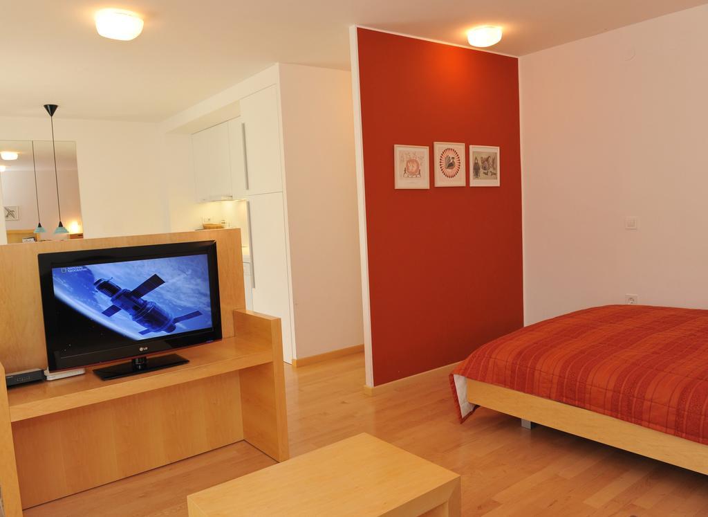 Apartment Bor Tour As Ljubljana